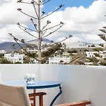 San Antonio Summer House فندق بوسي لِفاذي