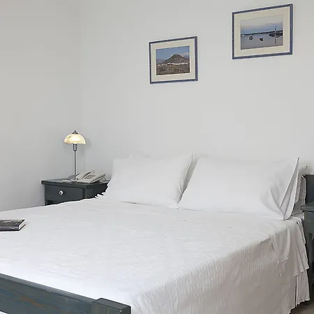 San Antonio Summer House 3* Piso Livadi